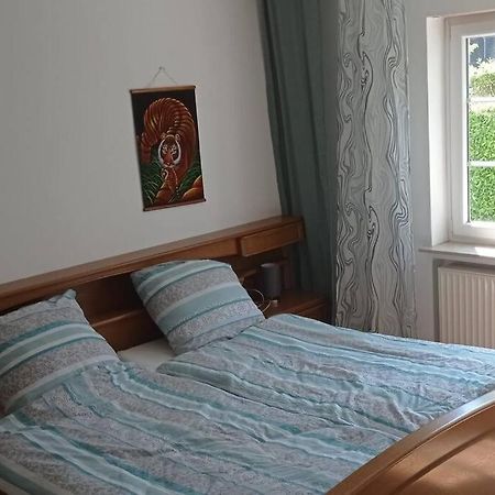Ruhige Ferienwohnung Im Hunsrueck Hungenroth エクステリア 写真