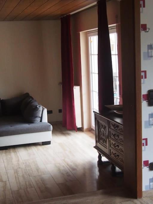 Ruhige Ferienwohnung Im Hunsrueck Hungenroth エクステリア 写真